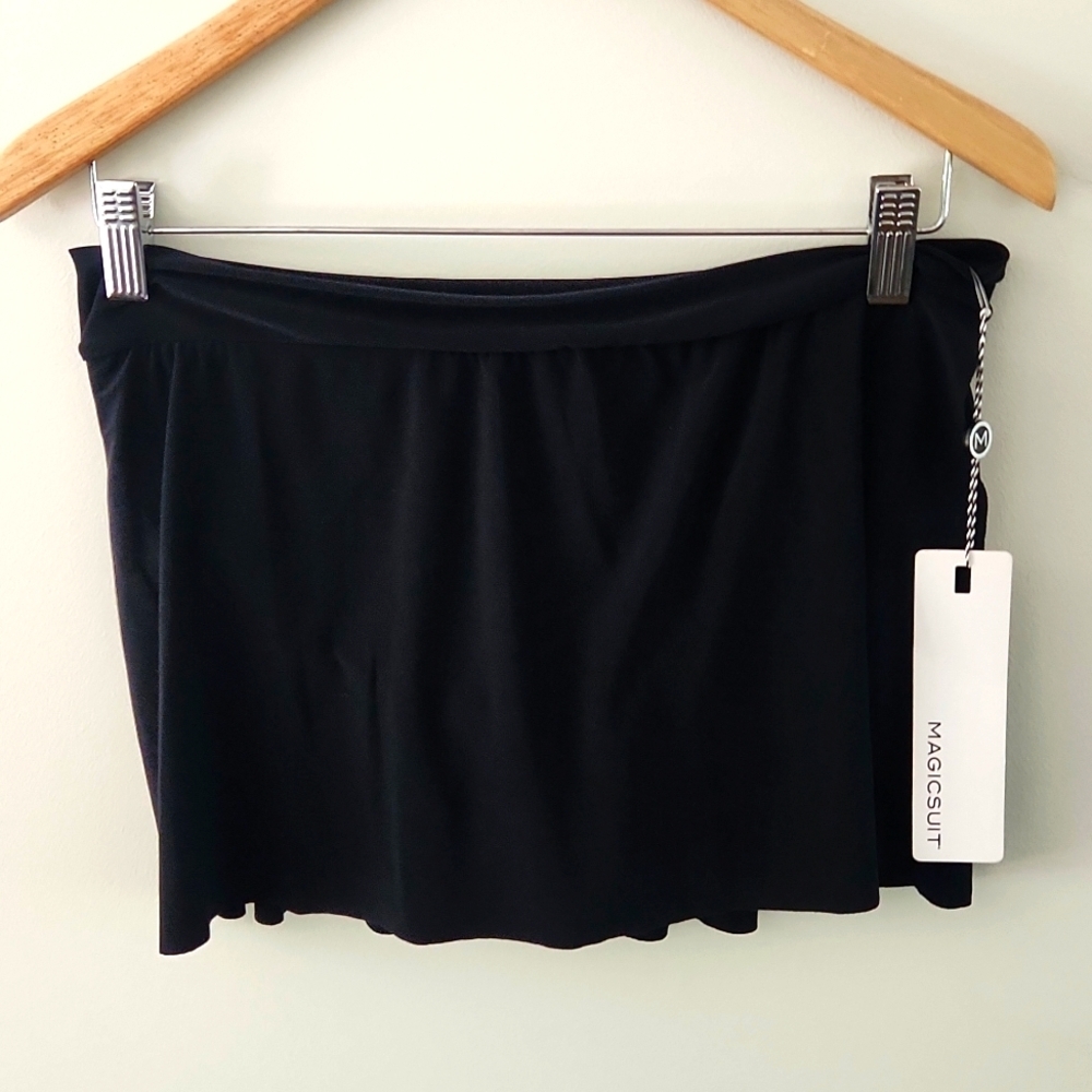 NWT Magicsuit Swim Skirt